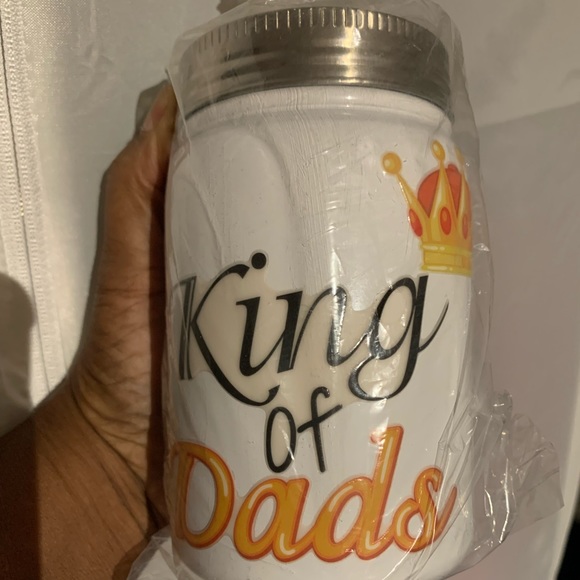 Sublimation Tumbler w/Straw (King of Dads) - Picture 3 of 3